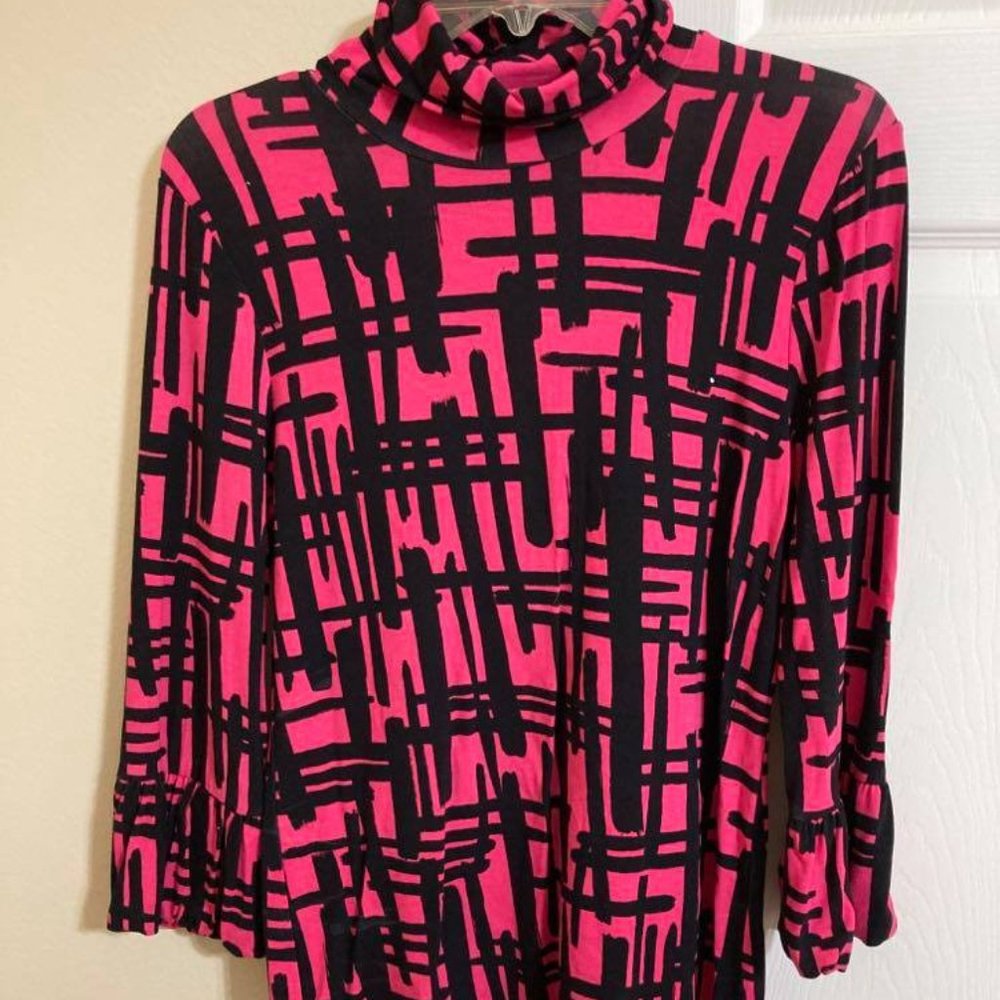 INC Black and Pink Turtleneck Top